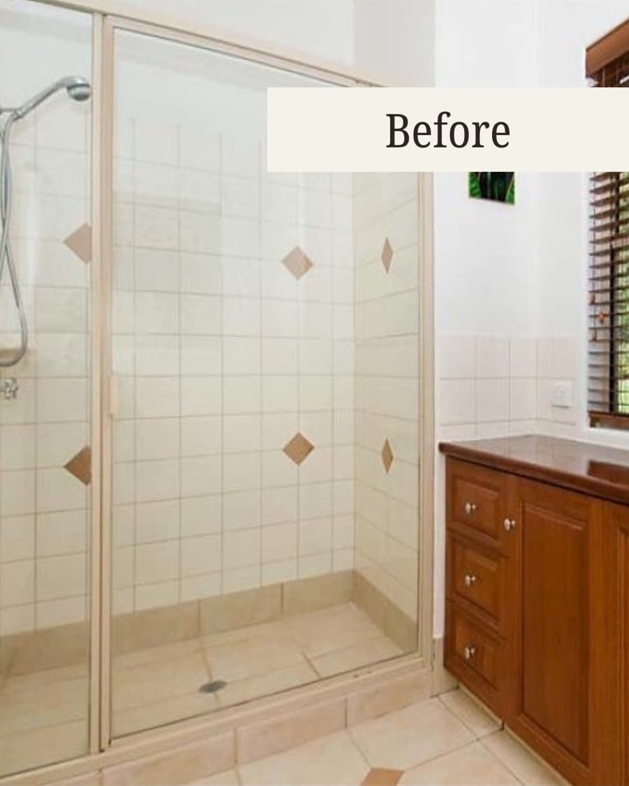 Hilltop Court bathroom before renovation by Styling Lab